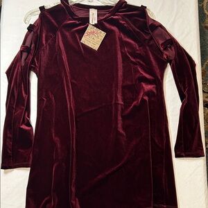 Now and Forever Burgundy Red  Velvet Mini Dress Size Small Cut out Sleeves